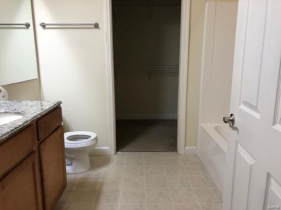 5th image of 2684 McKnight Crossing Ct