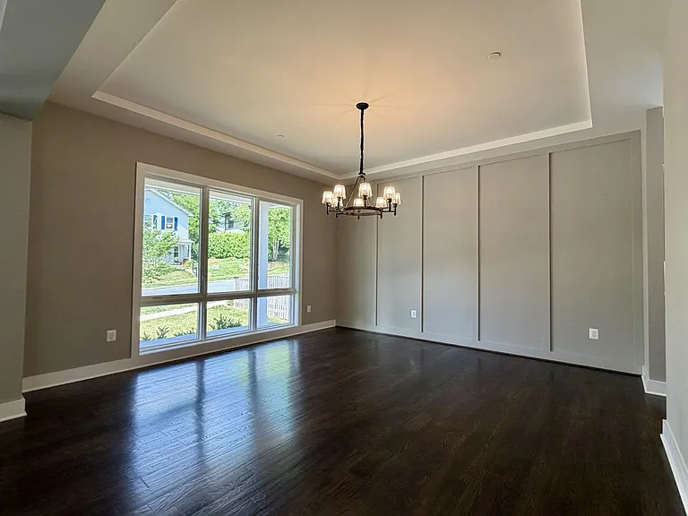 5514 McKinley St — Photo 9
