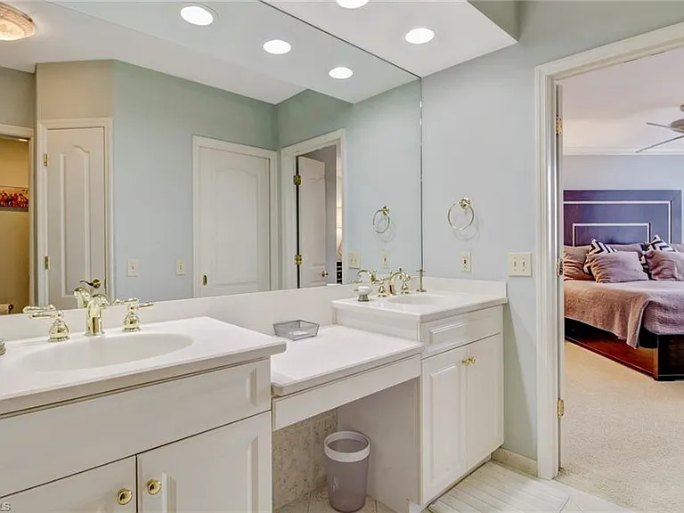 4041 Gulf Shore Blvd N #7 — Photo 20