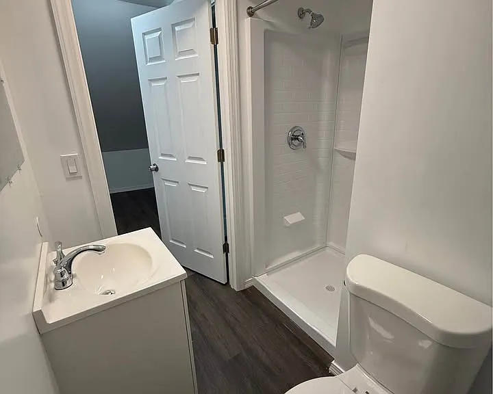 222 Howard Ave #2 — Photo 16