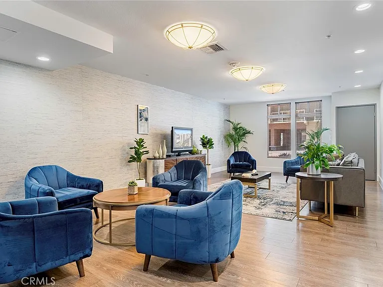 388 E Ocean #1702 — Photo 11