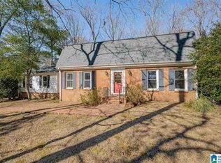 3421 Coventry Dr, Vestavia, AL 35243