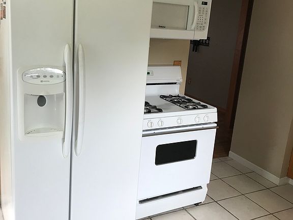 3rd image of 203 N Orchard St