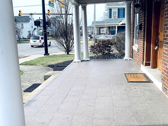 5th image of 903 E Central Ave