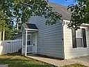 3 bed, 2.0 bath, 1184 sqft, $1,660 — Photo 3