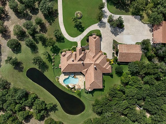 3rd image of 610 River Ranch Rd