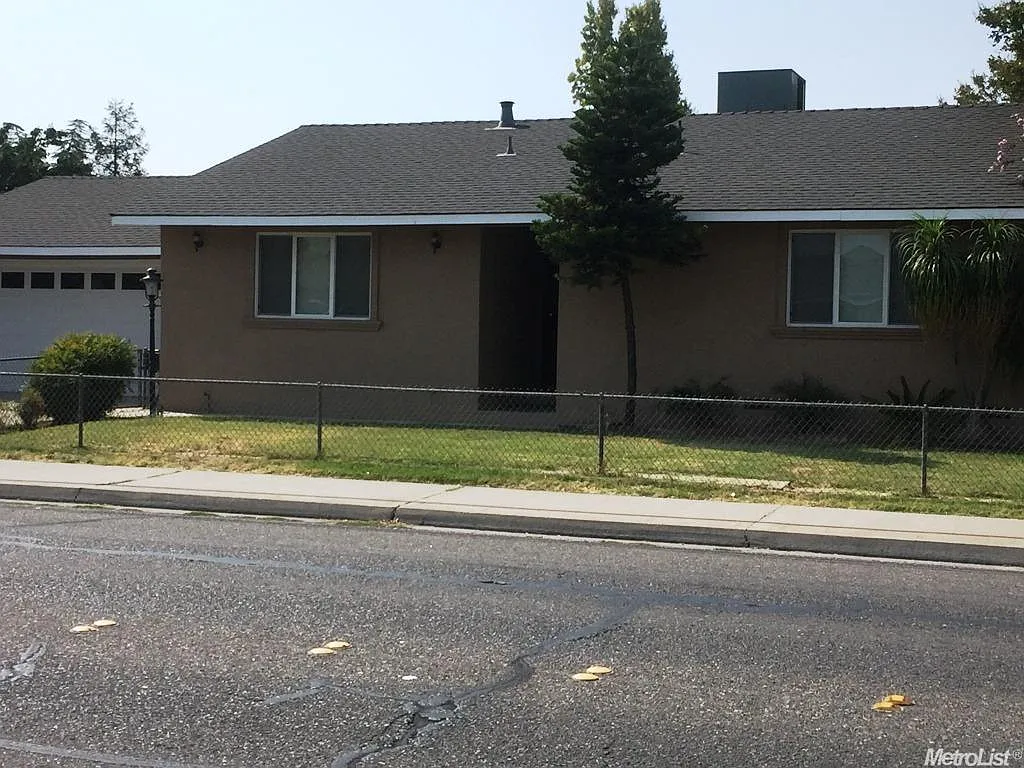 2020 W Rumble Rd photo 1