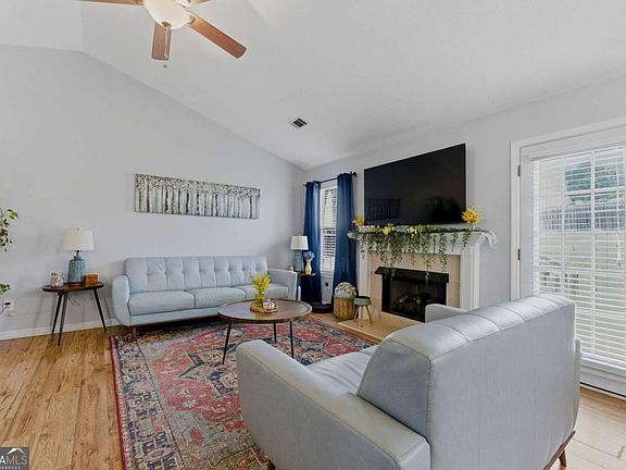 5th image of 10586 Aspenwood Ct