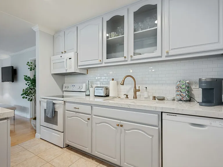 635 S Prospect Ave #101A — Photo 12