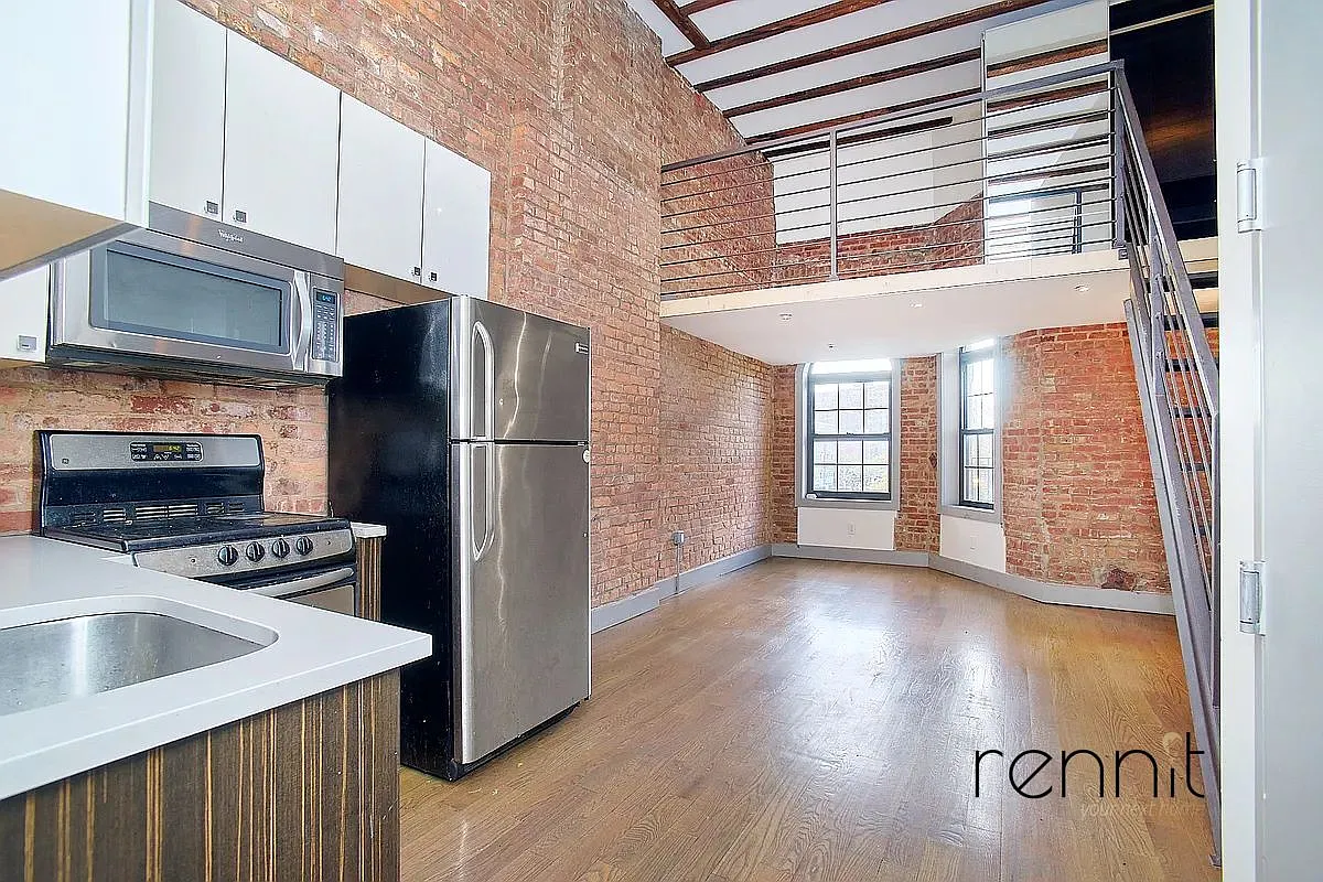 71 Stuyvesant Avenue — Photo 1