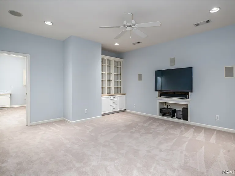 2230 Wyndgate Dr — Photo 27