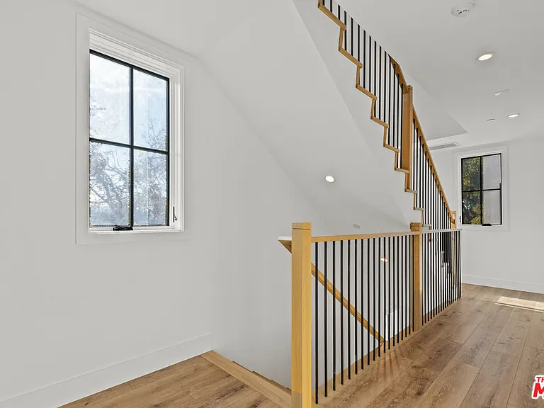 5536 Tova Rd — Photo 7