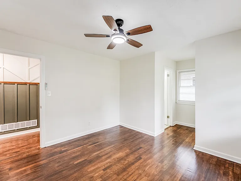 244 Mathews Cir SE — Photo 10