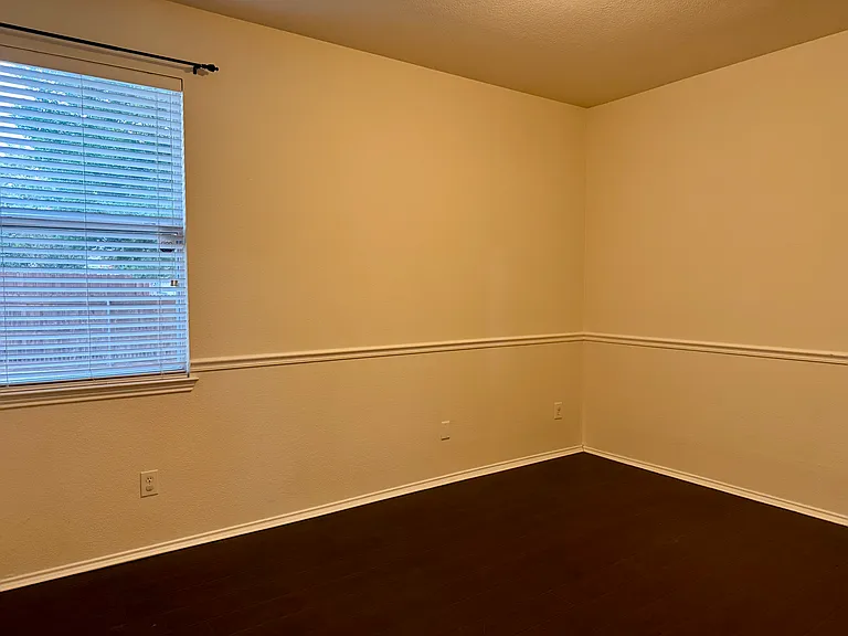 1543 Sandstone Dr — Photo 15