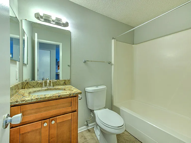 213 Berry Tree Pl — Photo 10