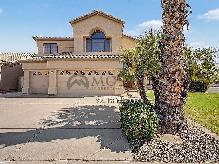 1819 E Cascade Dr — Photo 1