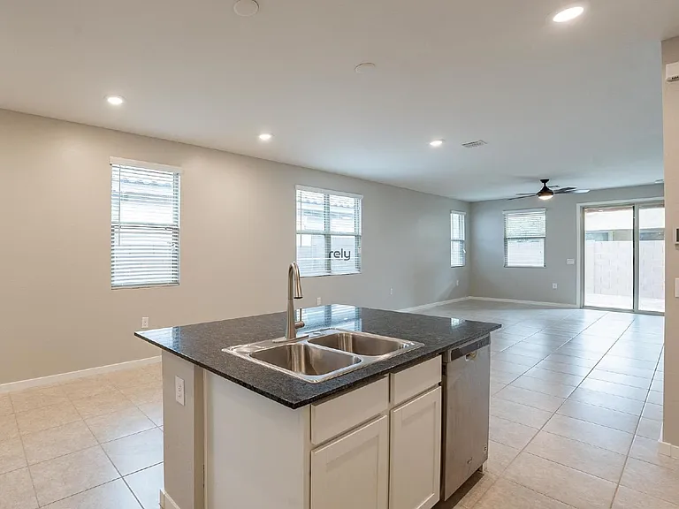 14155 W Georgia Dr — Photo 16