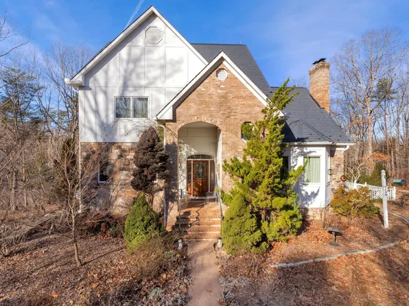 4019 Saddlewood Trl, Charlottesville, VA 22902
