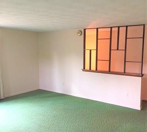3rd image of 6056 Birchwood Ln