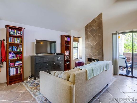 3rd image of 8622 Lemon Ave Unit 1