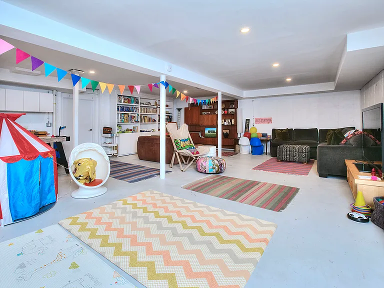 112 Birch Hill Rd — Photo 34