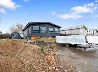 232 S Greenwich Ln, Wood Buffalo, AB T9H3Z3