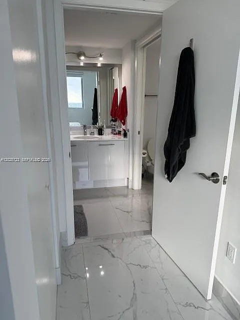 Mint Condo — Photo 4