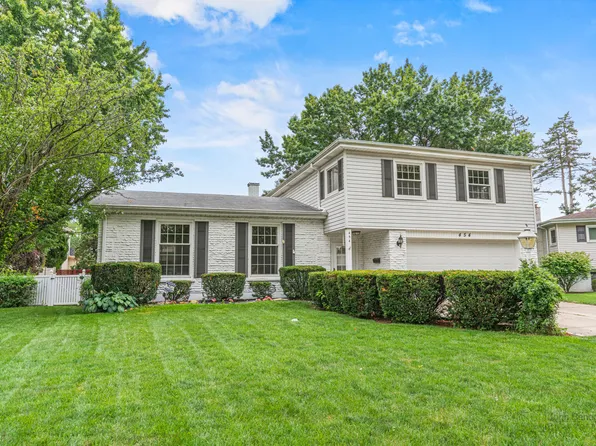 454 N Pioneer Dr, Addison, IL 60101
