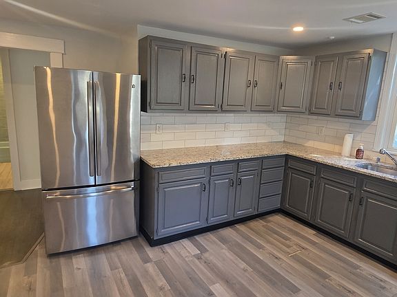 5th image of 512 Holmes St #2