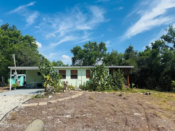 6505 Evanston St, Weeki Wachee, FL 34613