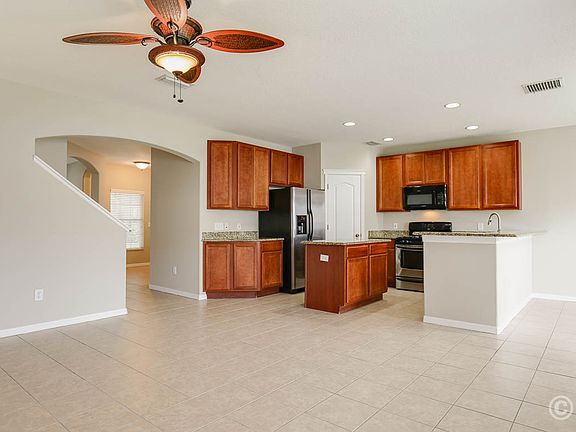 4th image of 16220 Bridgewalk Dr