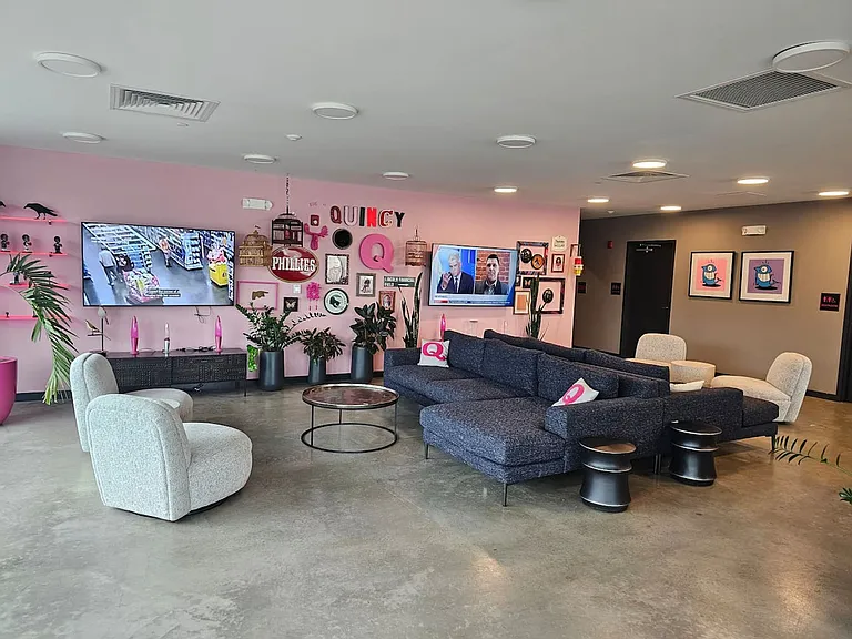 Building's Lounge