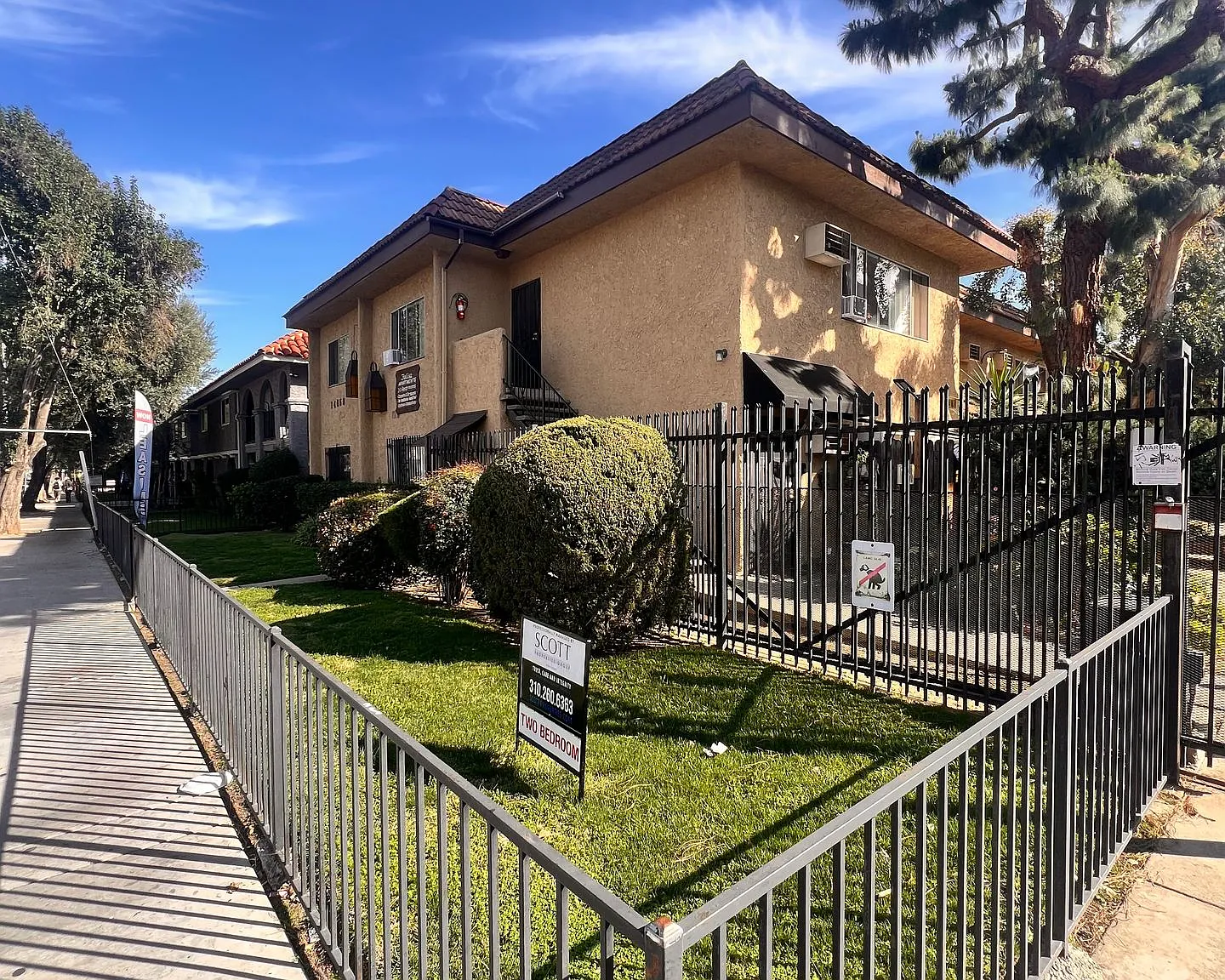 14650 Saticoy Street — Photo 1