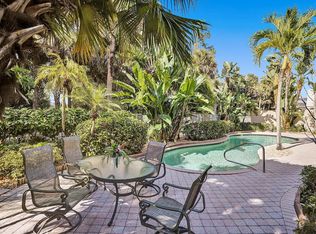 9119 Baybury Ln, West Palm Beach, FL 33411