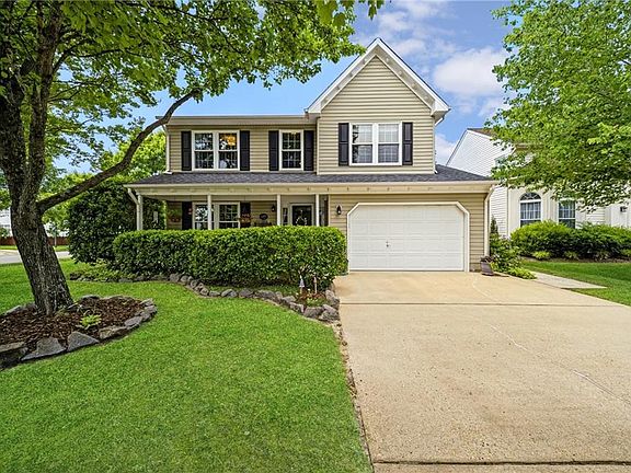 2nd image of 2637 Pender Dr