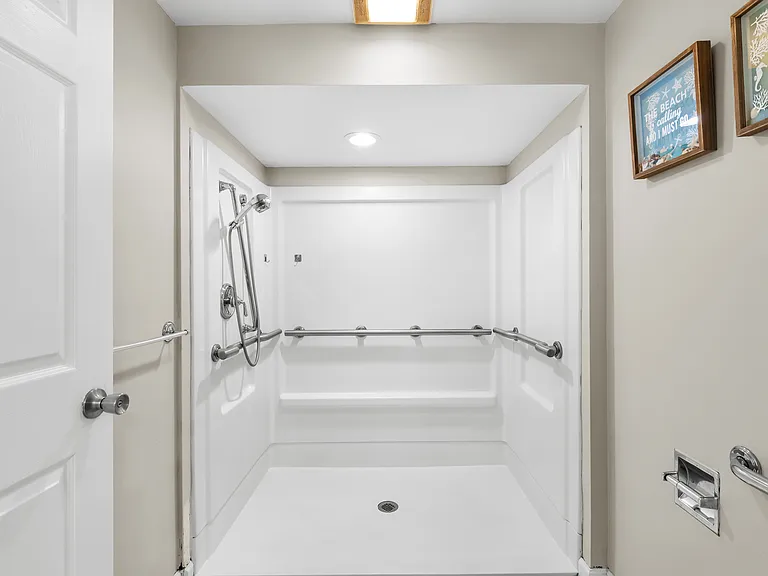 4608 Shoshone Trl — Photo 22