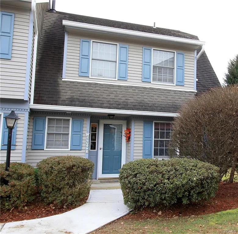 21 Wintergreen Ct photo 1