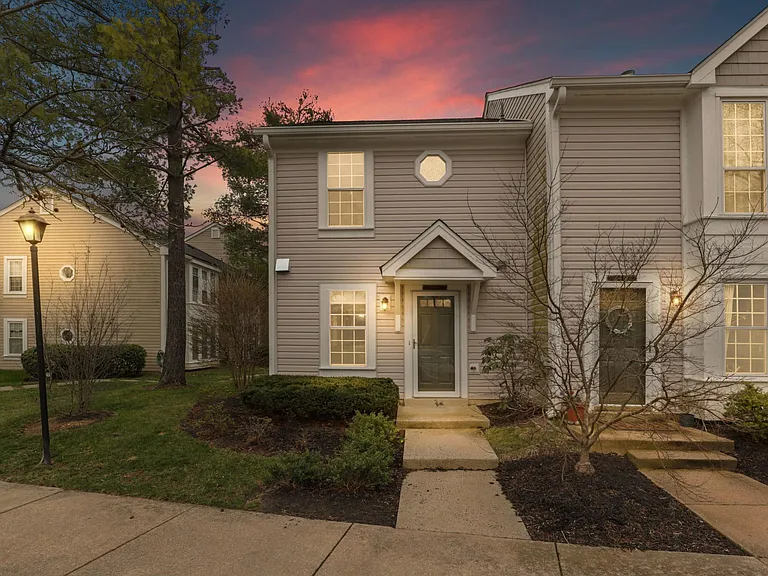 2403 S Walter Reed Dr — Photo 1
