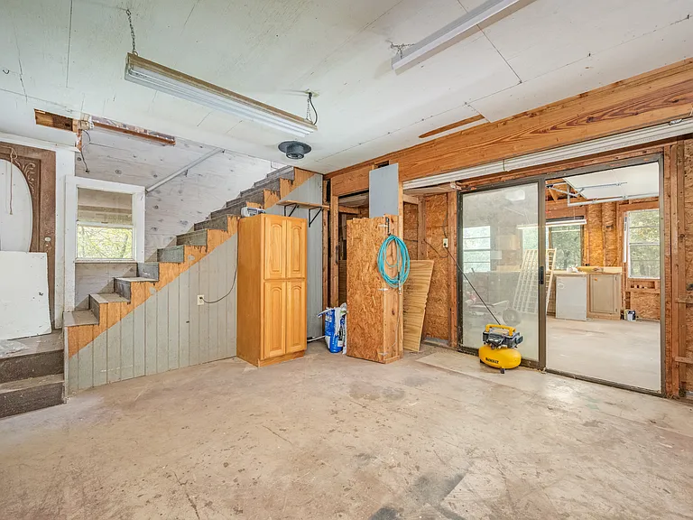 2233 Wood Hollow Rd — Photo 31