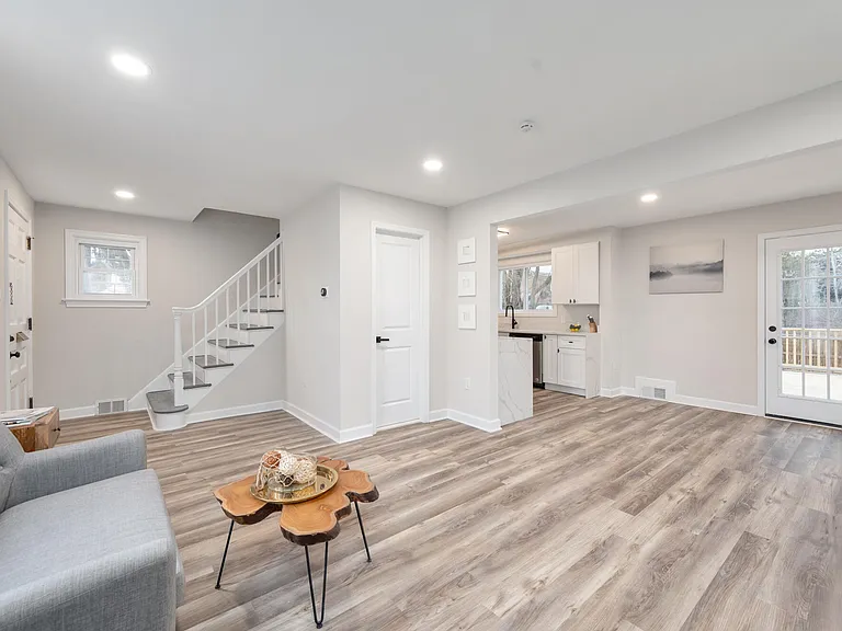 2816 Schooley Dr — Photo 21