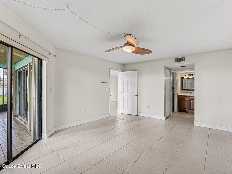 100 Canebreakers Dr #108 — Photo 10