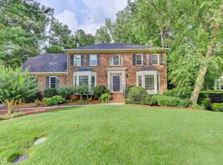 380 Silver Creek Run, Lawrenceville, GA 30044