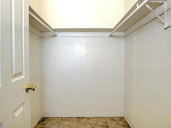 4th image of 3716 Geraldine Ave APT 3
