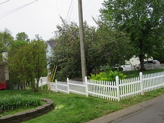 3rd image of 228 Centennial Dr