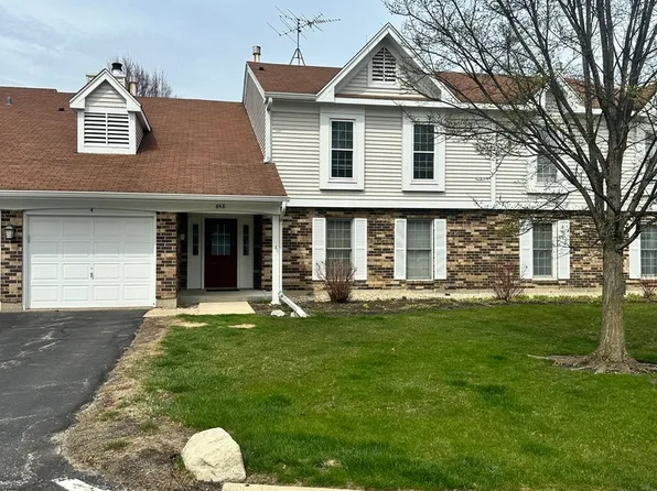 848 Chasefield Ln APT 3, Crystal Lake, IL 60014