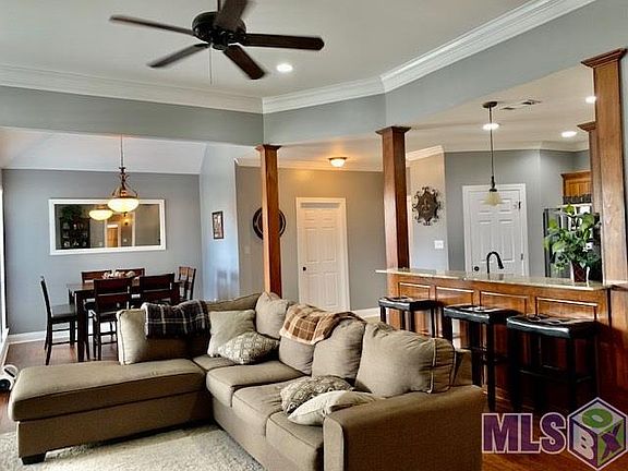 5th image of 9050 Willow Pointe Dr
