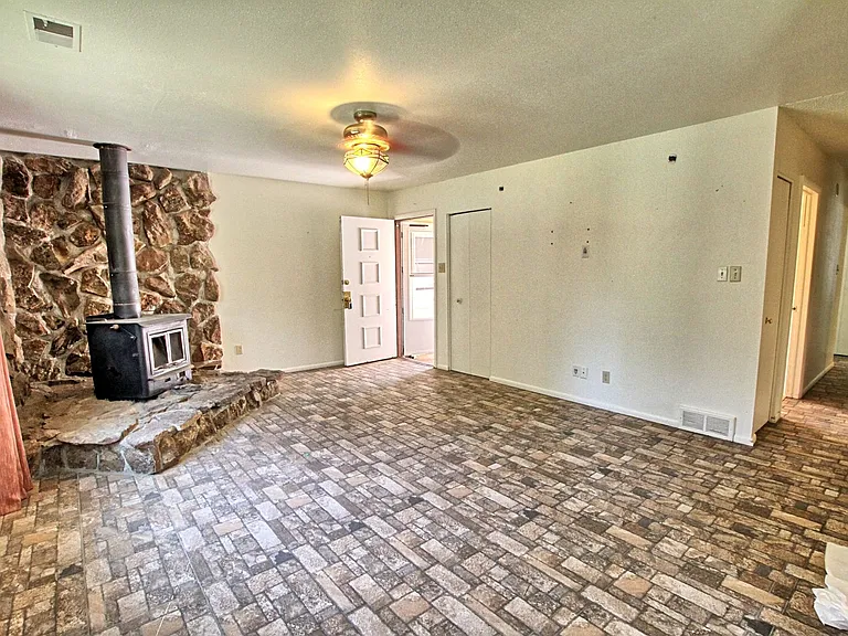 12177 E Hawaii Dr — Photo 11