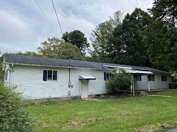 4th image of 411 Maple Fork Rd