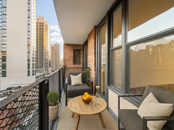 108 East 38th Street image 7 of 7