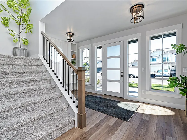 5111 W Canaston St — Photo 4